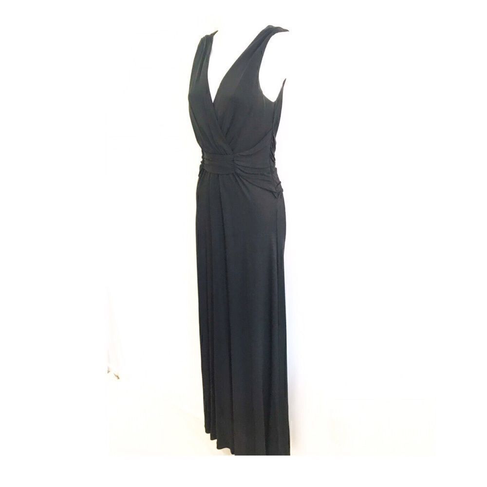 Banana Republic Black v-Neck Gown - Picture 3 of 7
